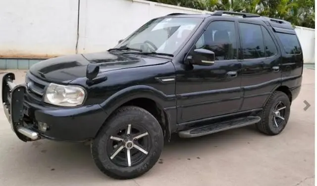 Tata Safari 4X2 EX 2011