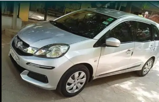 Honda Mobilio S i-DTEC 2015