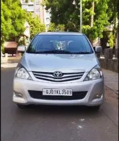 Toyota Innova 2.5 G 7 STR BS III 2011