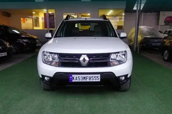 Renault Duster 85 PS RXS 4X2 Diesel MT 2019