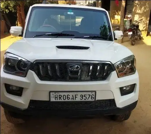 Mahindra Scorpio S8 7 Seater 2015