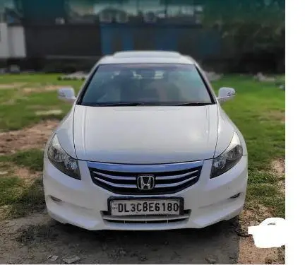 Honda Accord 2.4 Elegance MT 2011