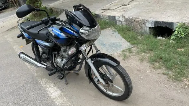 Bajaj Discover 125cc 2016