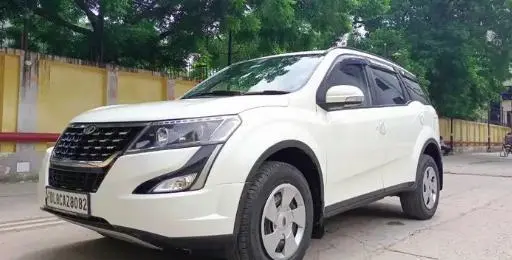 Mahindra XUV500 W7 2020