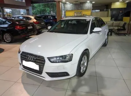 Audi Q3 35 TDI quattro Premium Plus 2015