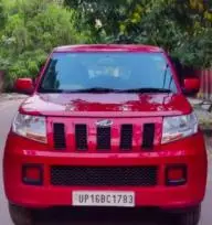 Mahindra TUV300 T4 2015