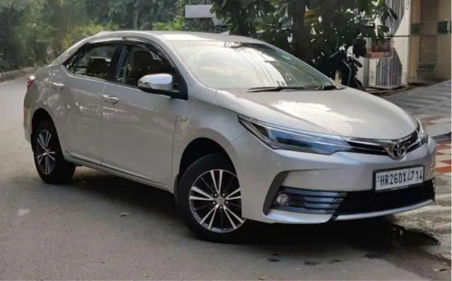 Toyota Corolla Altis 1.8 VL AT 2019