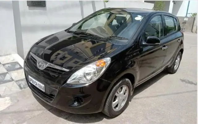 Hyundai i20 Sportz 1.4 CRDi 2011