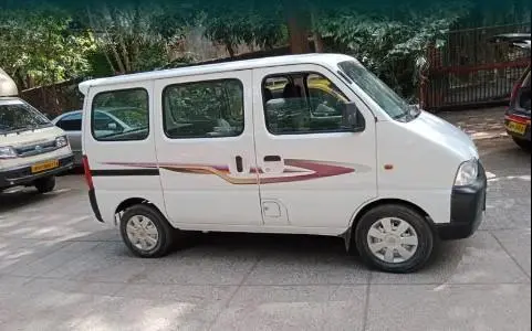 Maruti Suzuki Eeco 5 STR AC CNG 2011