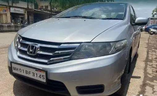 Honda City S i-VTEC 2012