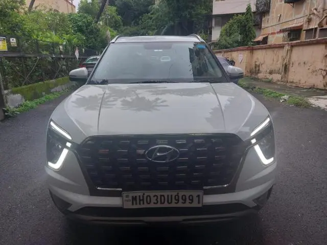 Hyundai Alcazar Signature (O) 6 STR 1.5 Diesel AT 2021