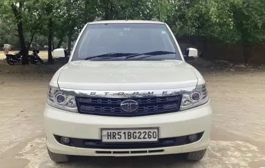 Tata Safari Storme EX 2015