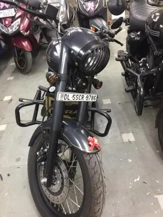 Jawa Perak 330cc 2021