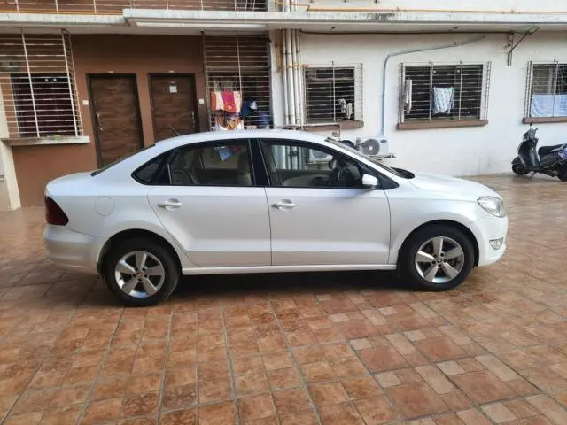 Skoda Rapid 1.5 TDI CR Style Plus AT 2016