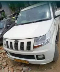 Mahindra TUV300 T6 Plus 2018