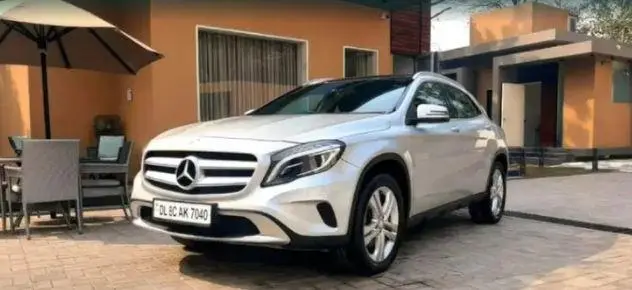 Mercedes-Benz GLA 200 Sport 2015