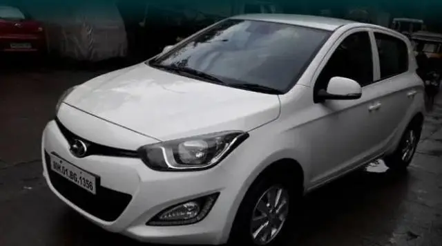 Hyundai i20 Sportz 1.4 CRDi 2013