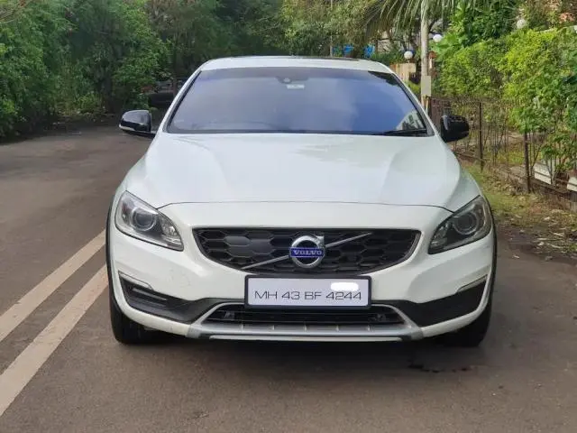 Volvo S60 Cross Country D4 2017