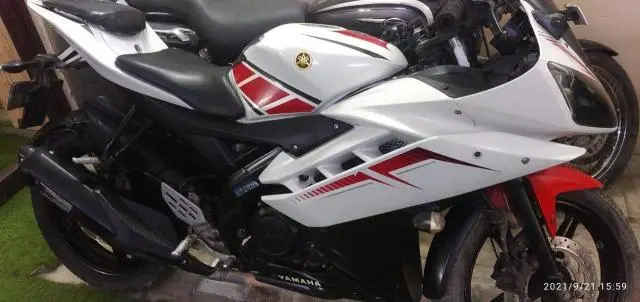 Yamaha YZF-R15 150cc 2012