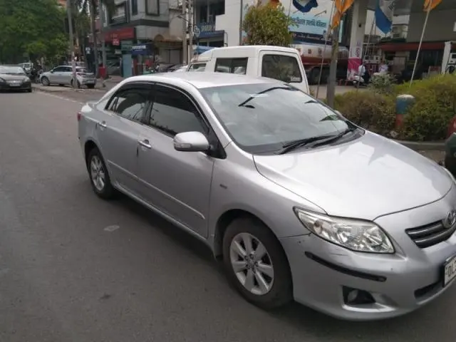Toyota Corolla Altis 1.8 G 2010