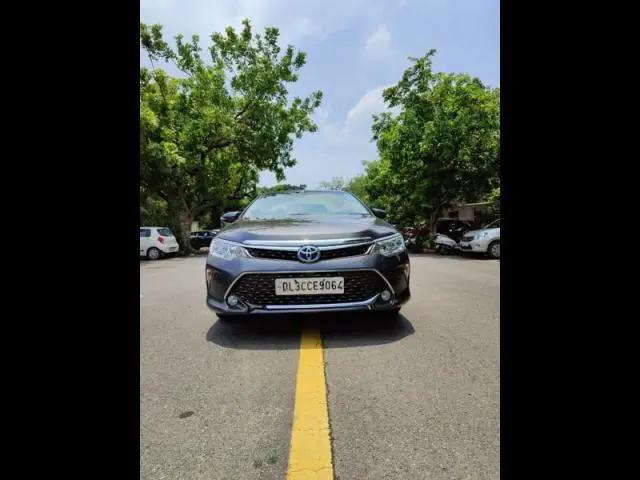 Toyota Camry 2.5L AT 2016