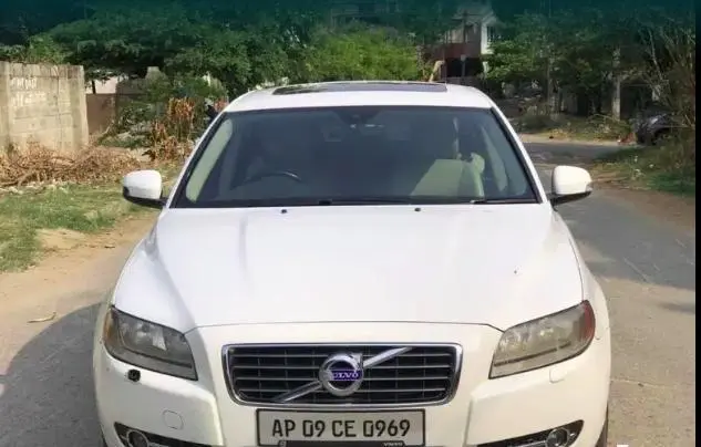 Volvo S80 D5 2011