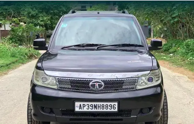 Tata Safari Storme LX 2012