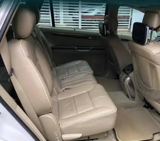 Mercedes-Benz R Class R 350 4MATIC 2011