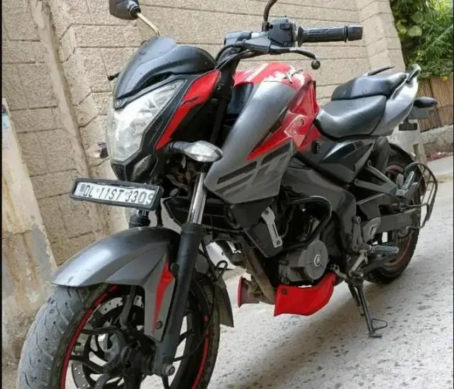 Bajaj Pulsar NS200 2017