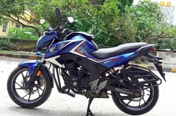 Honda CB Hornet 160R STD 2017