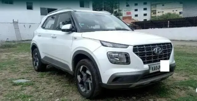 Hyundai Venue S 1.2 Petrol 2020