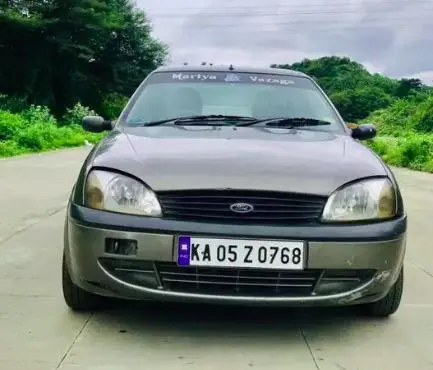 Ford Ikon 1.3 EXI 2000