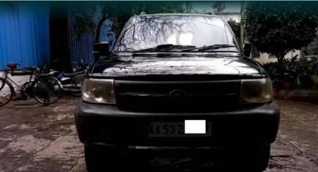 Tata Safari 4X2 LX 2011