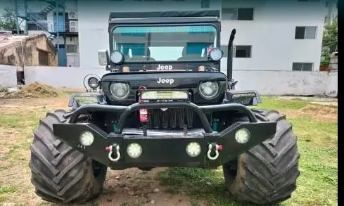 Mahindra Jeep 4X4 2005