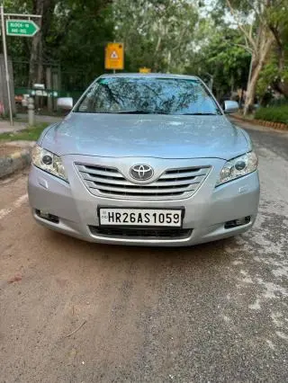 Toyota Camry 2.5 AT 2008