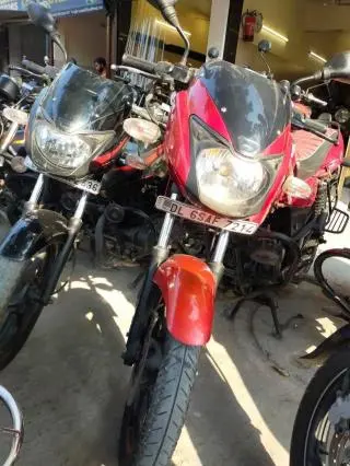 Bajaj Pulsar 150cc 2011