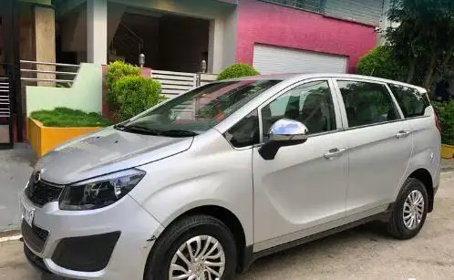 Mahindra Marazzo M4 8 STR 2019