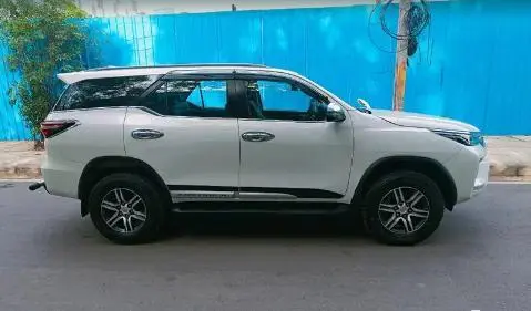 Toyota Fortuner 2.8 4x2 MT BS6 2021