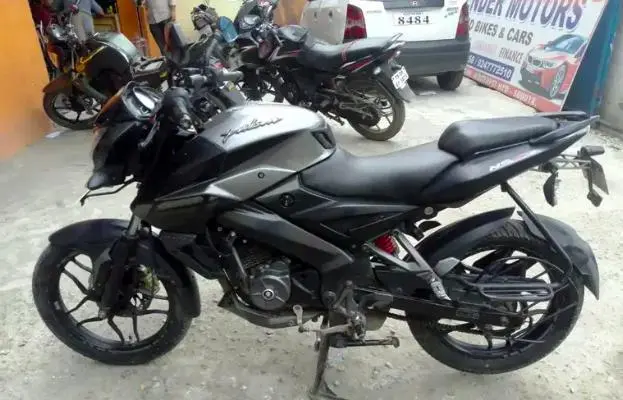 Bajaj Pulsar NS160 2018