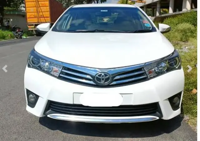 Toyota Corolla Altis D-4D G 2014