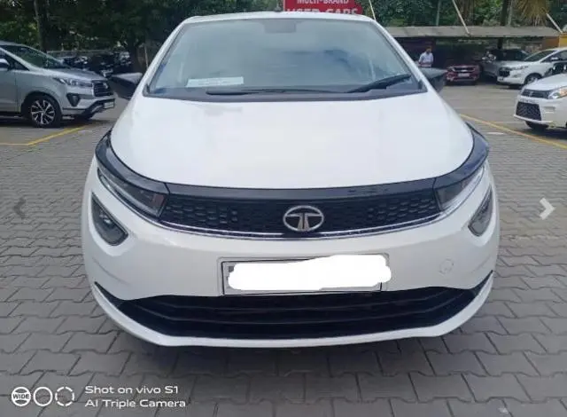 Tata Altroz XZ Petrol 2020