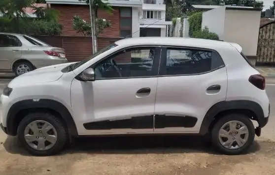 Renault KWID 1.0 RXT AMT 2020