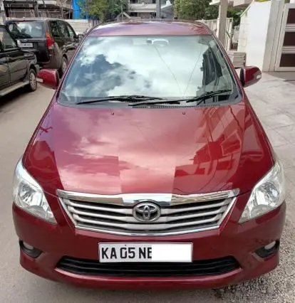 Toyota Innova 2.5 VX 7 STR BS IV 2012