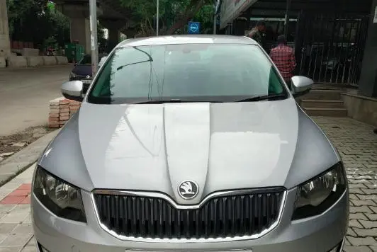Skoda Octavia 2.0 TDI CR AMBITION AT 2013