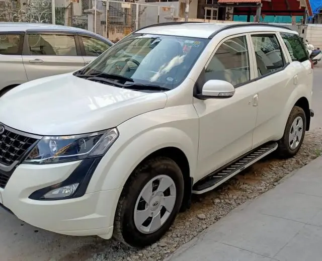 Mahindra XUV500 W5 2019