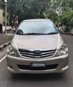 Toyota Innova 2.5 V 7 STR 2011