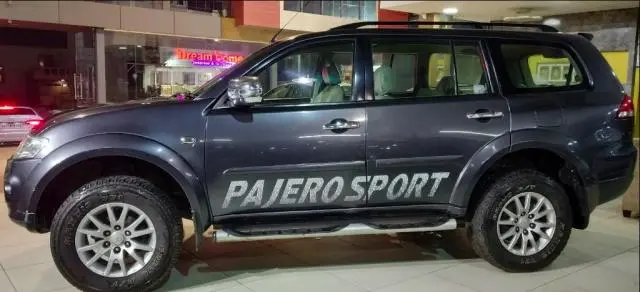 Mitsubishi Pajero Sport 4X2 AT 2015