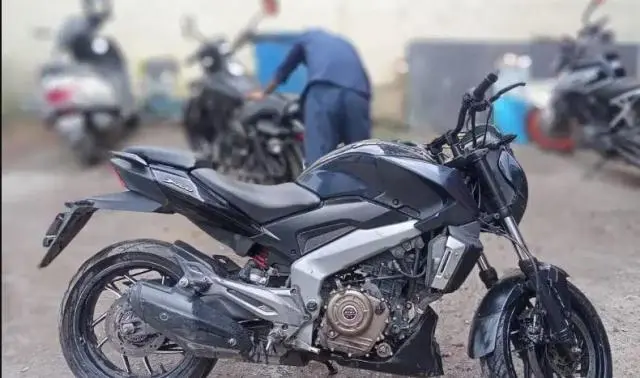 Bajaj Dominar 400 2017