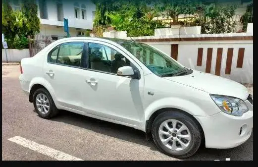 Ford Fiesta TITANIUM DIESEL 2013