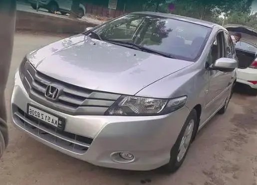 Honda City V i-VTEC 2010 